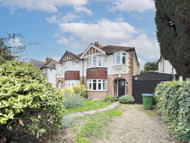 House for rent in Thames Ditton, Elmbridge