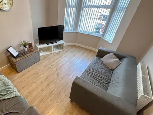 House for rent in Kensington, Calderstones