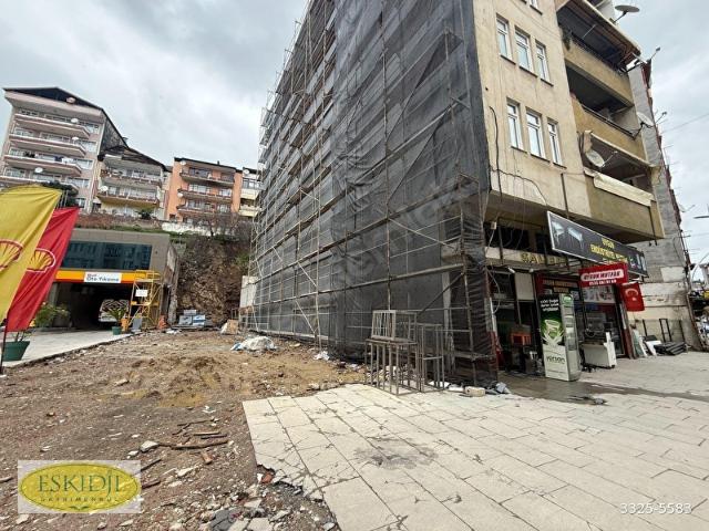 İzmit, Kocaeli içerisinde satılık Dükkan