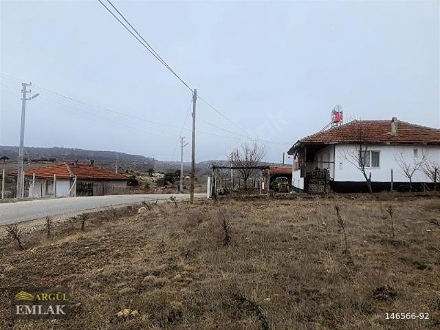 Yeniincesu Mahallesi, Tepebaşı içerisinde satılık Arsa