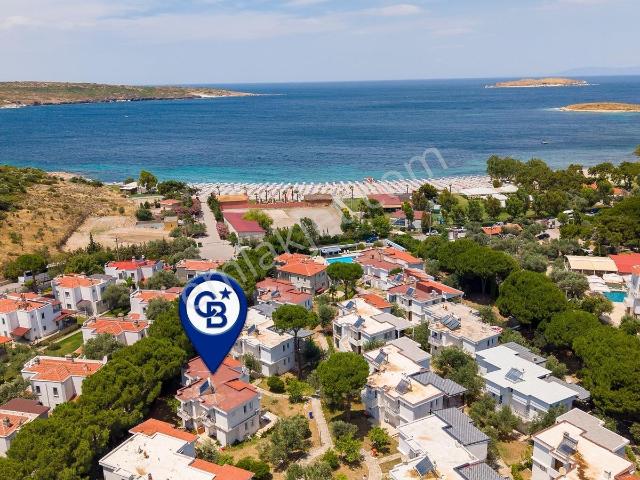 Foça, İzmir içerisinde satılık Villa
