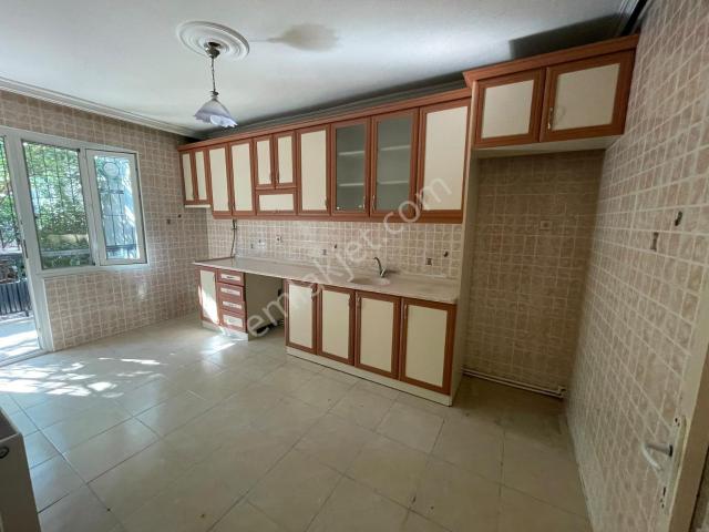 Gülyaka Mahallesi, Karabağlar içerisinde kiralık mülk