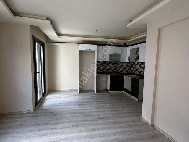 Karabağlar, İzmir içerisinde satılık mülk