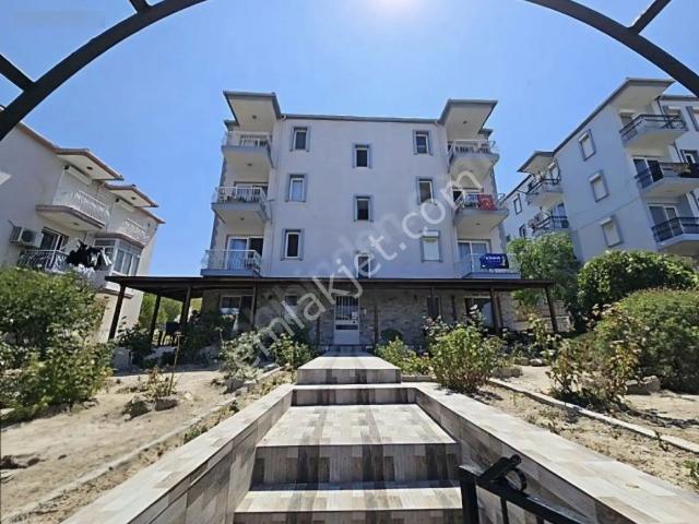 Atatürk Mahallesi, Foça içerisinde satılık mülk