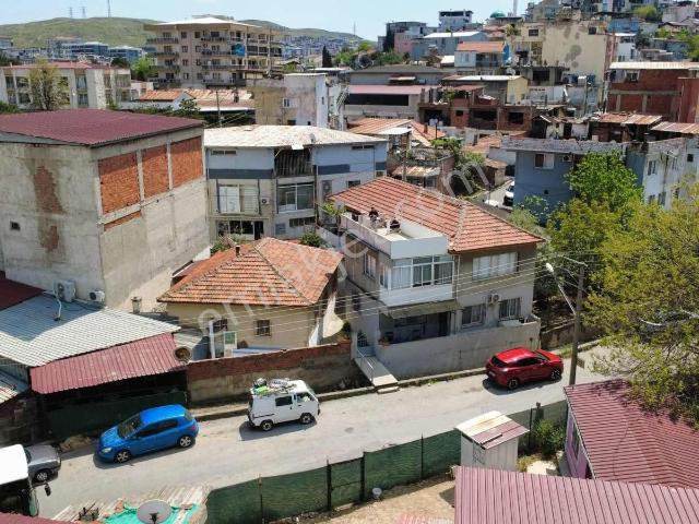 Karabağlar, İzmir içerisinde satılık Villa
