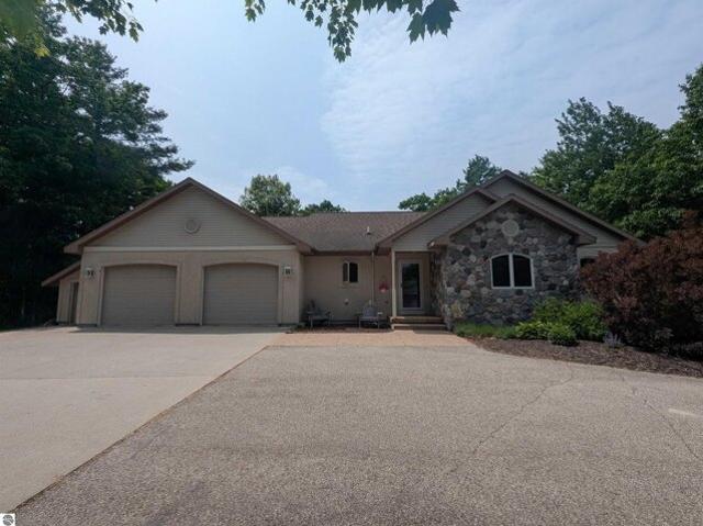 House for sale in Hale