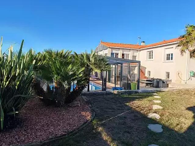 Maison vente à La Rochelle, Esnandes