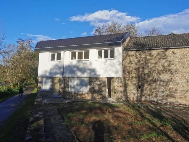 Maison location à Ene, Wallonie