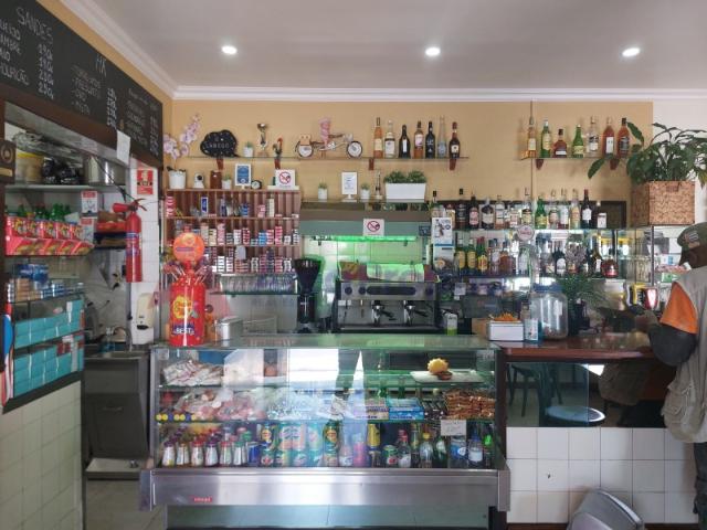 Loja venda em Quinta de São Martinho, Cascais