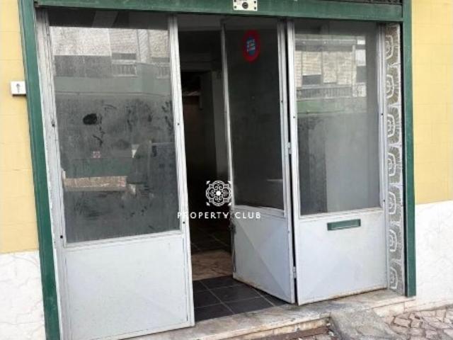 Armazém venda em Núcleo Urbano Histórico de Algés, Oeiras
