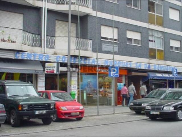 Armazém venda em Mafamude, Vila Nova De Gaia