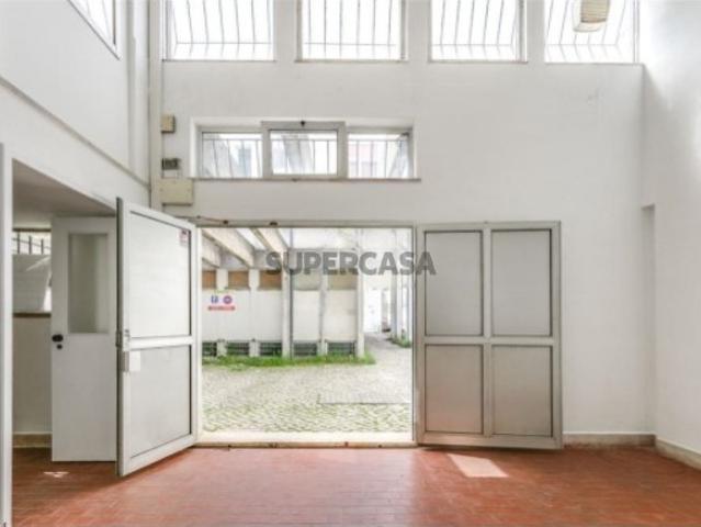 Armazém venda em Cascais, Bairro do Alcaide