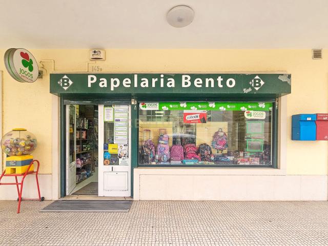 Loja venda em Cabeço de Mouro, Cascais