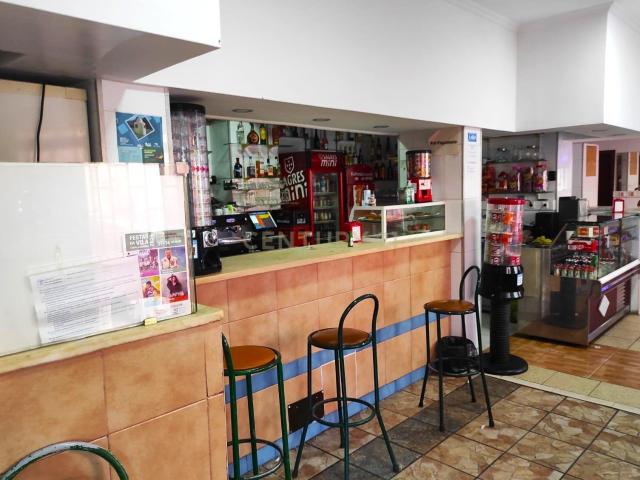 Loja venda em Portela de Cambra, Sintra