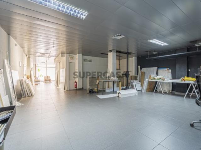 Armazém venda em Santo António, Lisboa