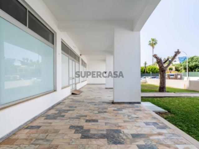Armazém venda em Albufeira e Olhos de Água, Albufeira