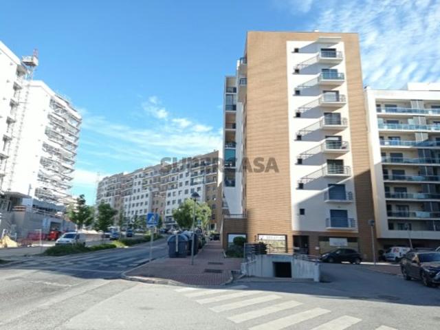 Armazém venda em Odivelas, Lisboa