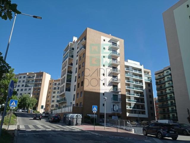 Loja venda em Colinas do Cruzeiro, Odivelas