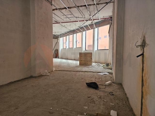 Loja alugar em Grelhal, Setúbal