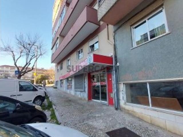 Armazém venda em Cova da Piedade, Almada