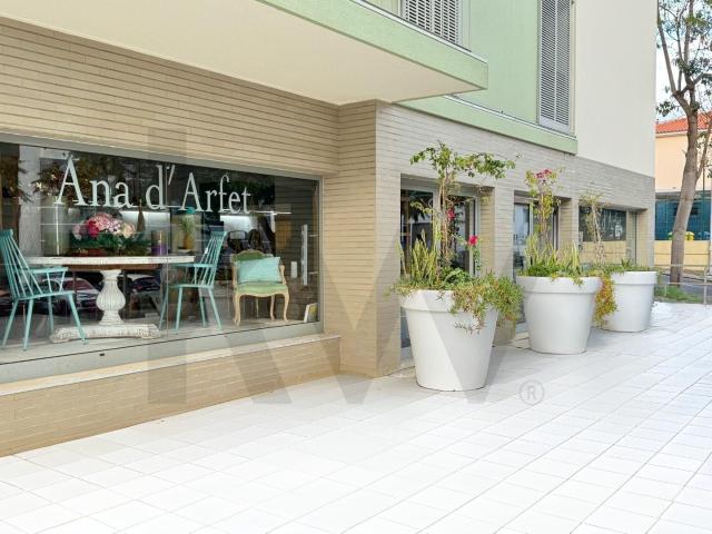 Loja venda em Achada, Funchal