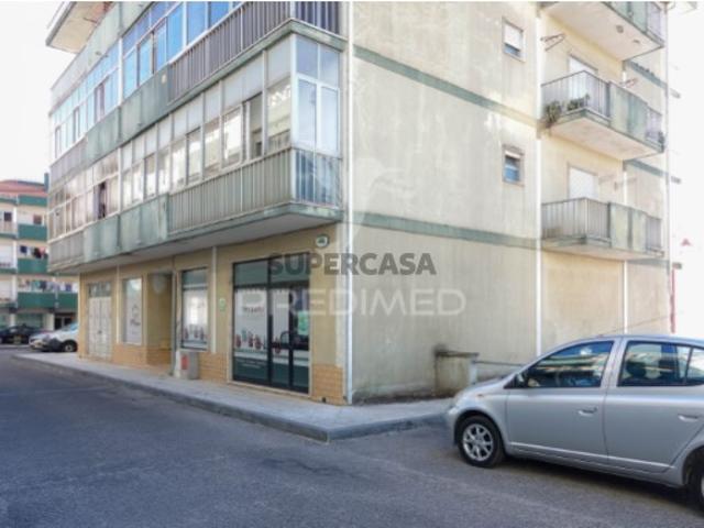 Armazém venda em Abrantes (São Vicente e São João) e Alferrarede, Abrantes