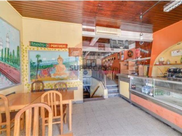 Armazém venda em Lisboa
