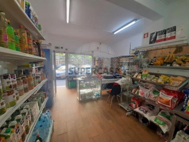 Armazém venda em Tapada das Mercês, Sintra