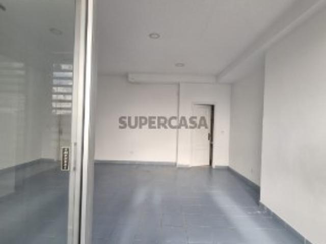 Armazém venda em Tapada das Mercês, Sintra