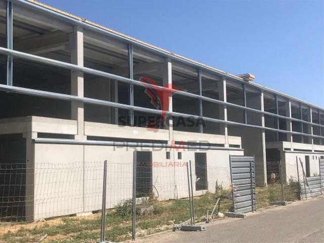 Armazém venda em Arruda Dos Vinhos