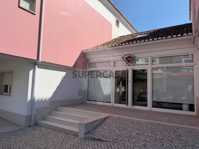Armazém venda em Arruda Dos Vinhos, Lisboa