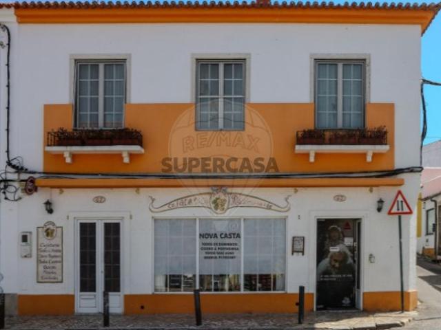 Armazém venda em Azeitão (São Lourenço e São Simão), Setúbal