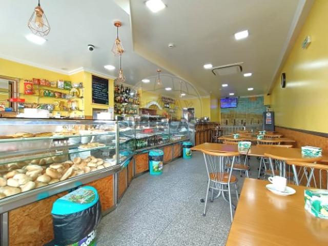 Armazém venda em Lisboa