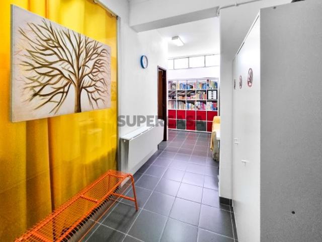 Armazém venda em Lisboa