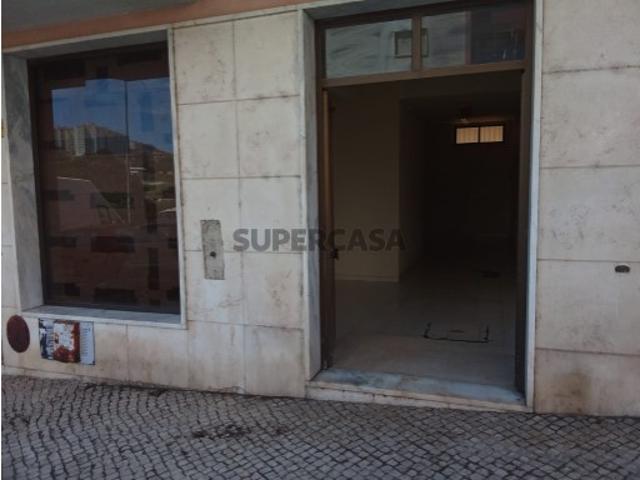 Armazém venda em Casal do Cotão, Sintra