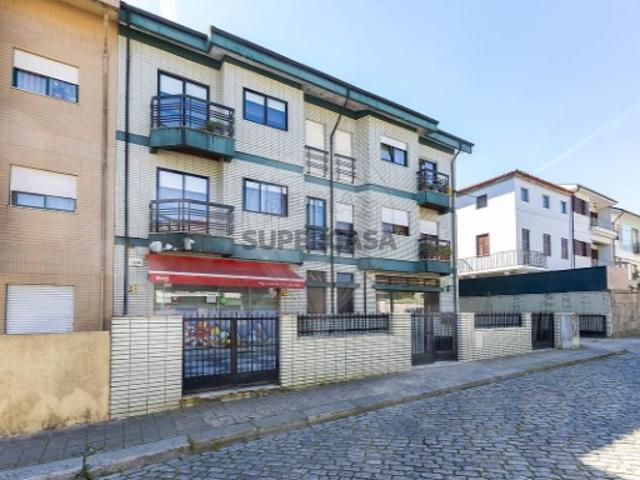 Armazém venda em Porto
