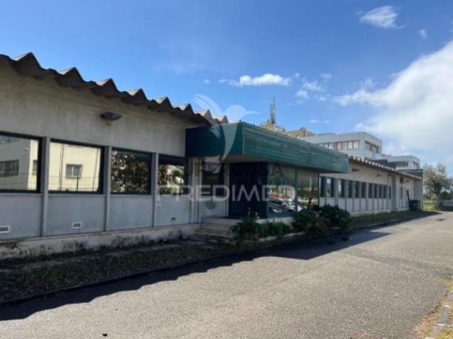 Armazém venda em Oeiras, Lisboa