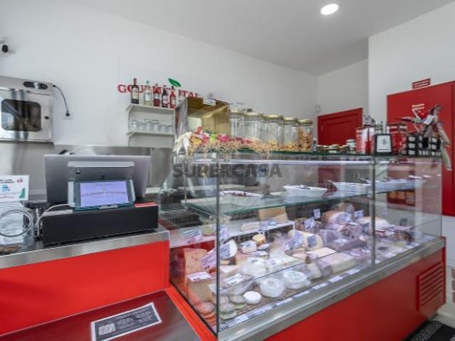 Armazém venda em Bairro do Rosário, Cascais