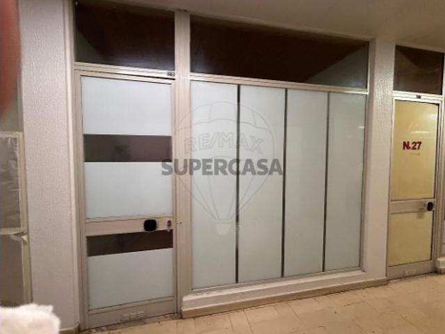 Armazém venda em Cascais, Lisboa
