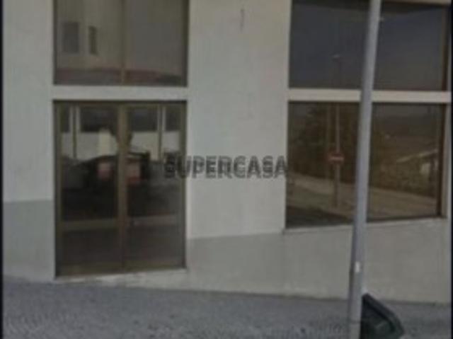 Armazém venda em Braços de Cá, Castro Daire
