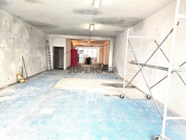 Armazém venda em Porto, Cedofeita