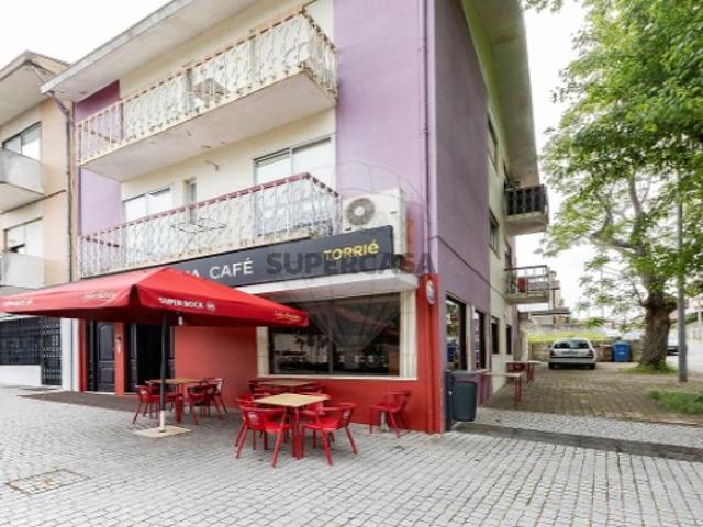 Armazém venda em Maia, Gueifães