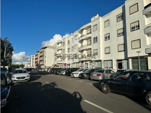 Armazém venda em Santarém