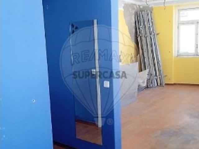 Armazém venda em Santarém