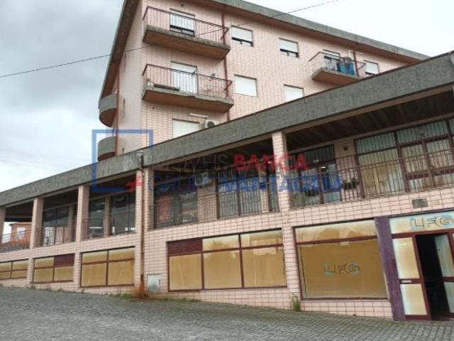 Armazém venda em Gavião, Braga
