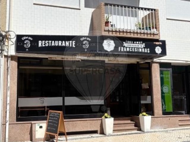 Armazém venda em Anta, Aveiro