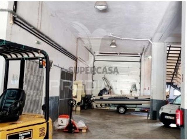 Armazém venda em Lagoa, Faro