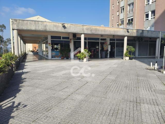 Loja venda em Maia, Porto