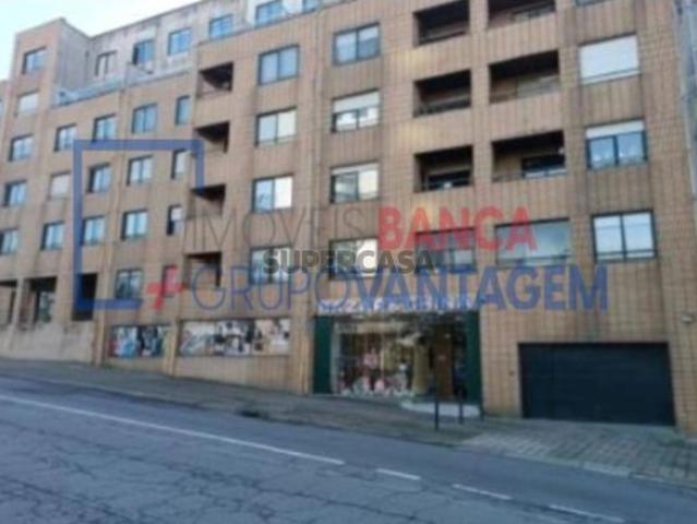 Armazém venda em Condominhas, Porto