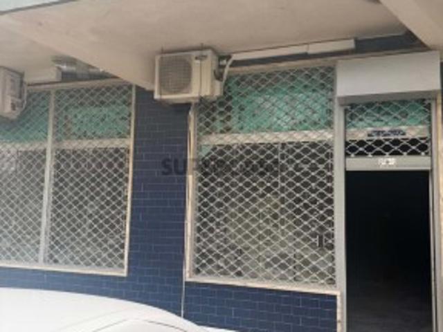 Armazém venda em Santiago Dos Velhos, Lisboa
